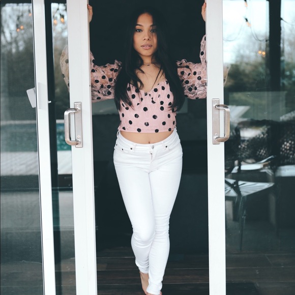 Top - Picture 2 of 4